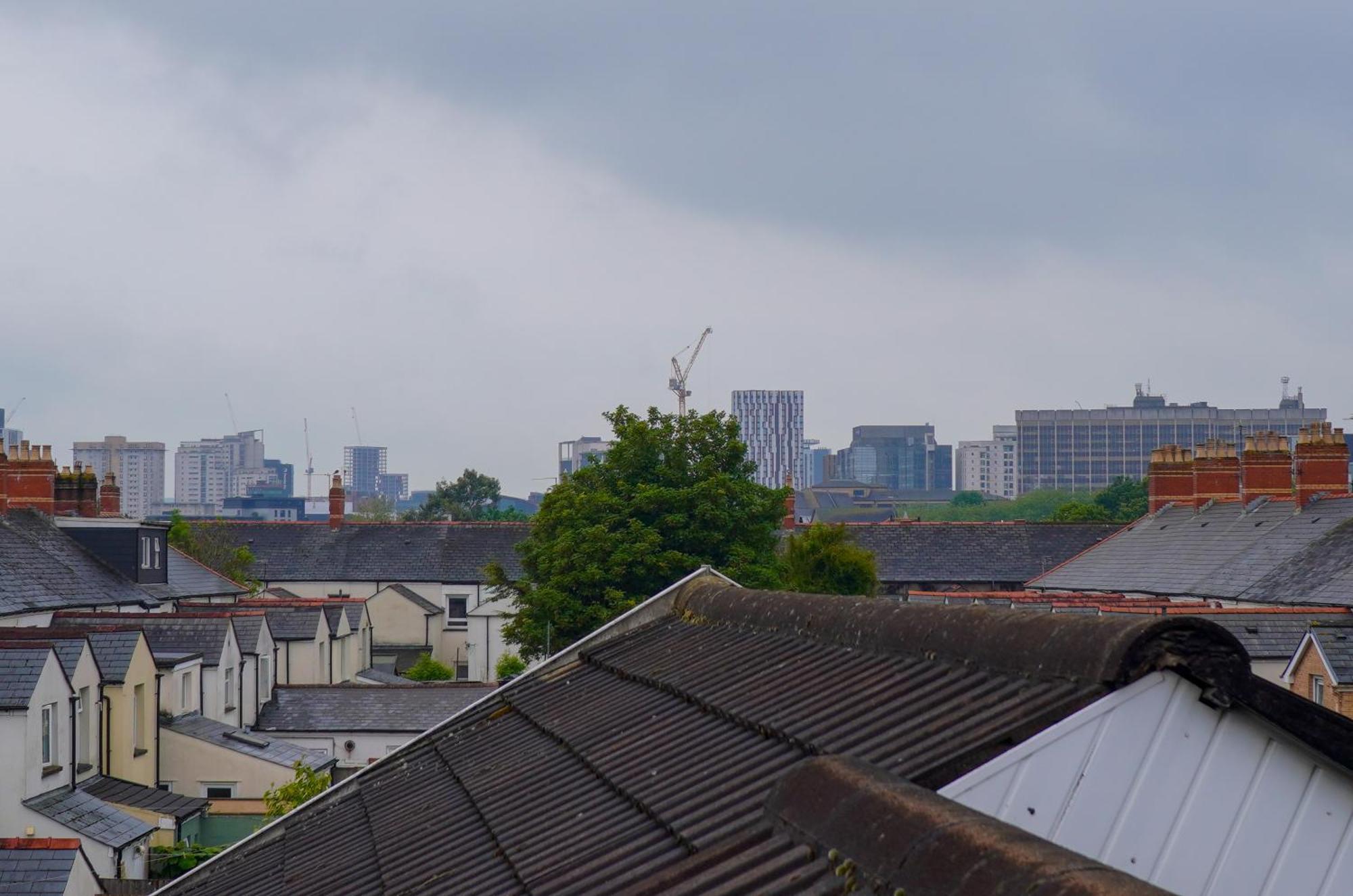 Modern Apartments Near Cardiff City Centre Экстерьер фото