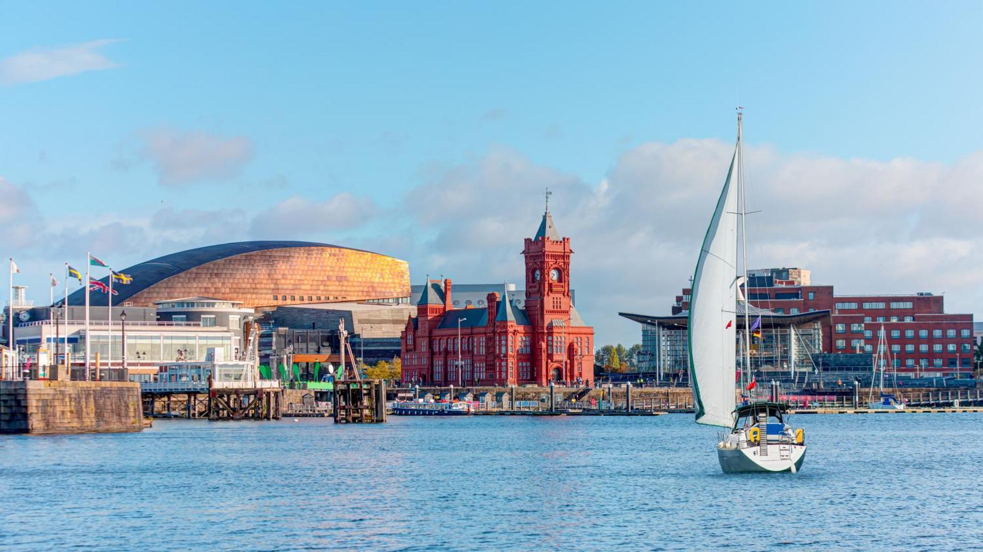 Modern Apartments Near Cardiff City Centre Экстерьер фото